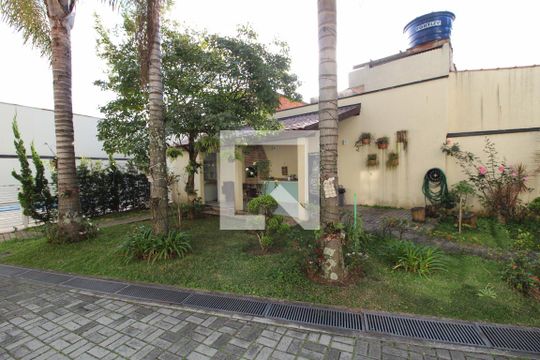 Área comum de casa à venda com 3 quartos, 156m² em Vila Ema, São Paulo