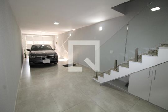 Garagem de casa à venda com 3 quartos, 156m² em Vila Ema, São Paulo