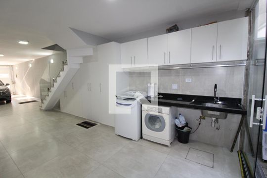 Área de Serviço de casa à venda com 3 quartos, 156m² em Vila Ema, São Paulo