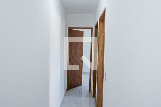 Corredor de apartamento para alugar com 2 quartos, 60m² em Jardim Cidade Pirituba, São Paulo