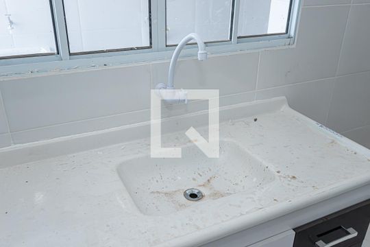 Sala e cozinha de apartamento para alugar com 2 quartos, 60m² em Jardim Cidade Pirituba, São Paulo