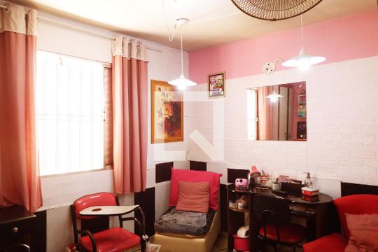 Quarto de casa para alugar com 2 quartos, 130m² em Vila Margarida, São Vicente