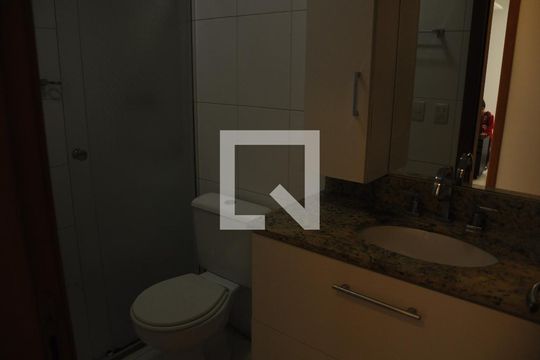 Banheiro  de apartamento à venda com 2 quartos, 57m² em Vila Dom Pedro I, São Paulo