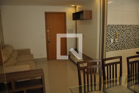 Sala de apartamento à venda com 2 quartos, 57m² em Vila Dom Pedro I, São Paulo