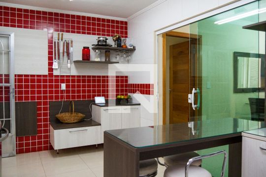 Cozinha de casa à venda com 5 quartos, 500m² em Vila Gilda, Santo André