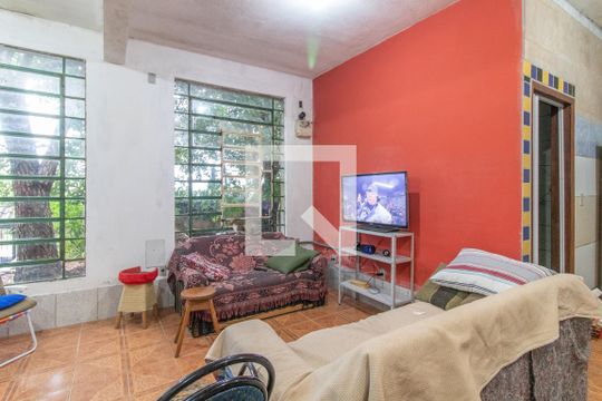 Casa à venda com 4 quartos, 260m² em Espírito Santo, Porto Alegre
