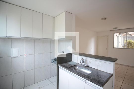 Cozinha e Área de Serviço de apartamento à venda com 2 quartos, 66m² em Itapoã, Belo Horizonte