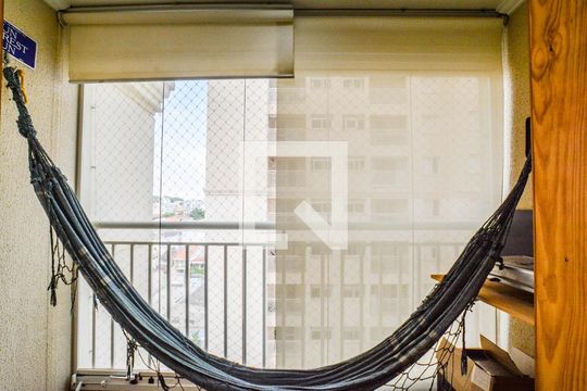 Sala de apartamento para alugar com 2 quartos, 52m² em Utinga, Santo André