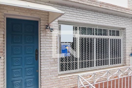 Fachada de casa para alugar com 3 quartos, 217m² em Vila Gilda, Santo André