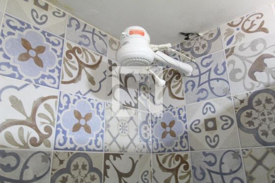 Banheiro de casa à venda com 1 quarto, 64m² em Jacarepaguá, Rio de Janeiro