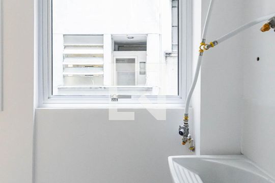 Área de Serviço de apartamento para alugar com 2 quartos, 47m² em Jardim Paulista, São Paulo