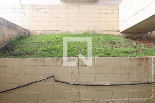 Janela Sala  de apartamento para alugar com 2 quartos, 50m² em Vila Amália (zona Norte), São Paulo