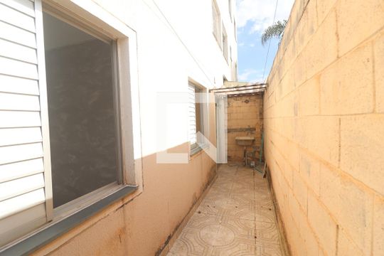 Área de Serviço de apartamento para alugar com 2 quartos, 50m² em Vila Amália (zona Norte), São Paulo