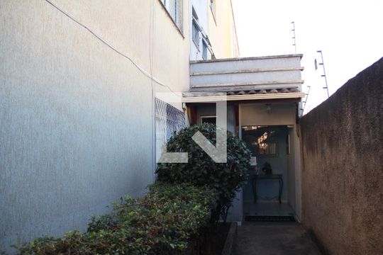 Área comum de apartamento para alugar com 2 quartos, 50m² em Novo Riacho, Contagem