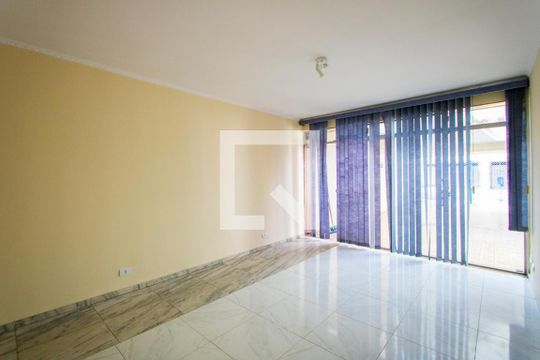 Sala 1 de casa para alugar com 3 quartos, 300m² em Vila Eldizia, Santo André
