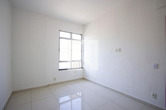 Quarto 1 de apartamento para alugar com 2 quartos, 65m² em Centro, São Gonçalo
