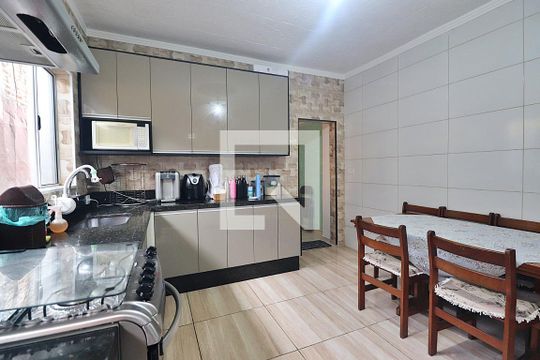 Cozinha de casa à venda com 2 quartos, 108m² em Parque Erasmo Assunção, Santo André