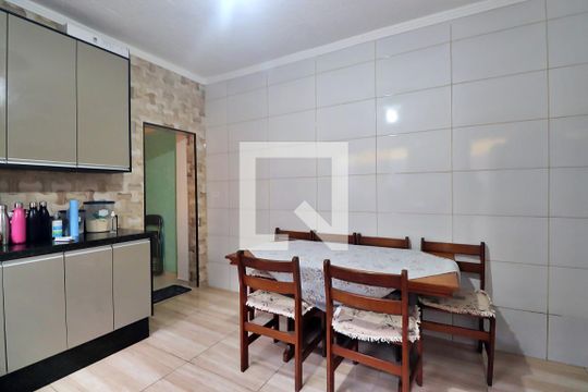 Cozinha de casa à venda com 2 quartos, 108m² em Parque Erasmo Assunção, Santo André