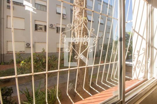 Vista da Sala de Jantar de apartamento para alugar com 2 quartos, 63m² em Jardim Itu, Porto Alegre