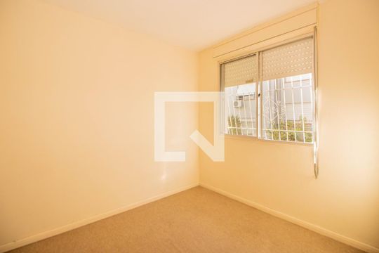 Sala de jantar de apartamento para alugar com 2 quartos, 63m² em Jardim Itu, Porto Alegre
