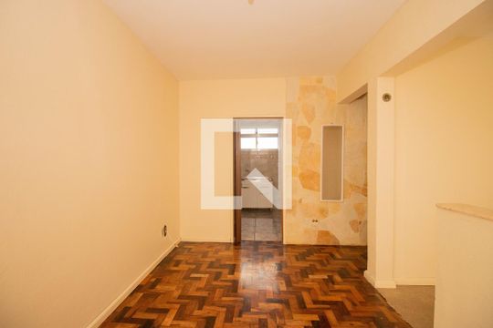 Sala de Estar de apartamento para alugar com 2 quartos, 63m² em Jardim Itu, Porto Alegre
