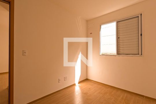 Quarto 2 de apartamento para alugar com 2 quartos, 43m² em Vila Calegari, Guarulhos