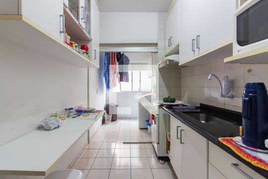 Cozinha de apartamento para alugar com 2 quartos, 65m² em Vila Yolanda, Osasco
