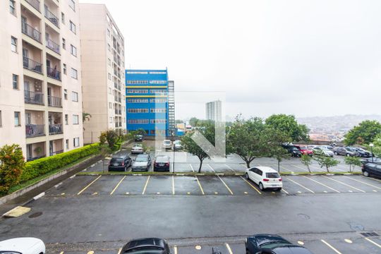 Vista de apartamento para alugar com 2 quartos, 65m² em Vila Yolanda, Osasco