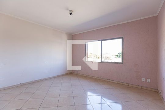 Sala de apartamento para alugar com 2 quartos, 106m² em Baeta Neves, Santo André