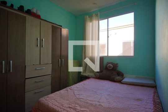 Quarto  1 de casa à venda com 2 quartos, 50m² em Mário Quintana, Porto Alegre