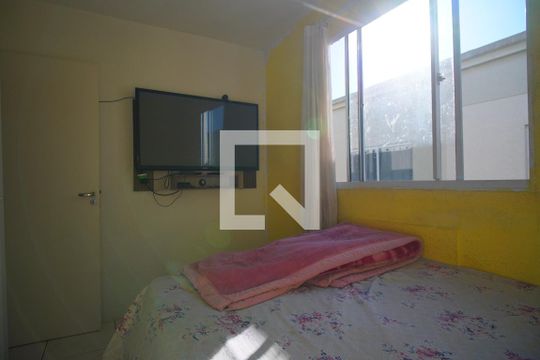 Quarto 1 de casa à venda com 2 quartos, 50m² em Mário Quintana, Porto Alegre