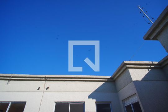 Quarto  2_Vista  de casa à venda com 2 quartos, 50m² em Mário Quintana, Porto Alegre