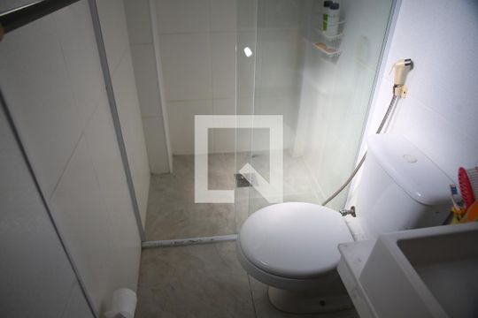 Banheiro 2 de apartamento para alugar com 2 quartos, 90m² em Tupi, Praia Grande