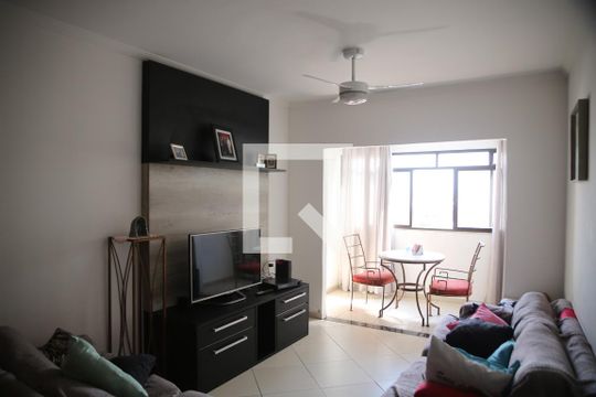 Apartamento para alugar com 2 quartos, 90m² em Tupi, Praia Grande