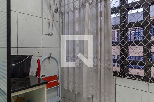 Área de Serviço de apartamento à venda com 2 quartos, 63m² em Vila Scarpelli, Santo André