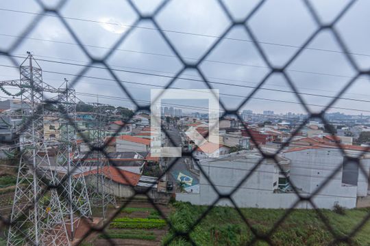 Vista do Quarto 1 de apartamento à venda com 2 quartos, 63m² em Vila Scarpelli, Santo André