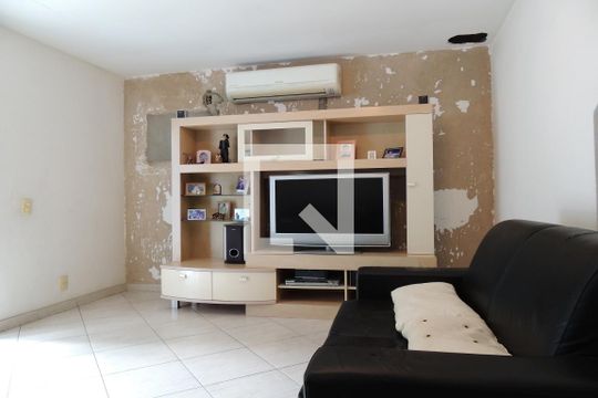 Sala 1 de casa de condomínio à venda com 3 quartos, 407m² em Anil, Rio de Janeiro