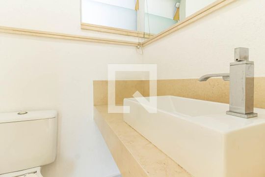 Sala - Lavabo de casa à venda com 3 quartos, 185m² em Mirandópolis, São Paulo