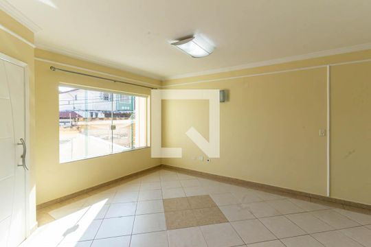 Sala Principal de casa à venda com 3 quartos, 185m² em Mirandópolis, São Paulo