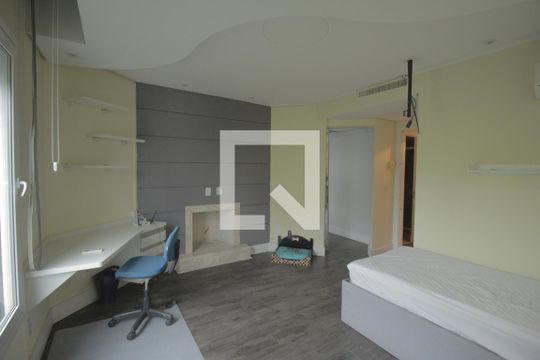 Suíte 1 de apartamento para alugar com 3 quartos, 650m² em Floresta, Porto Alegre