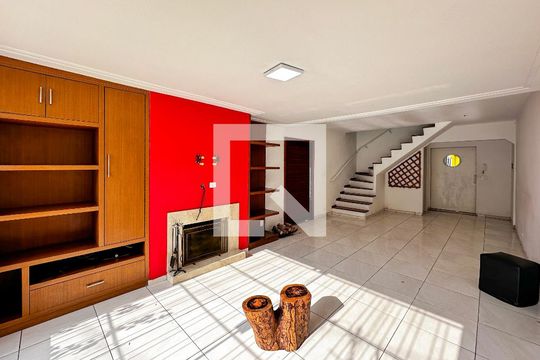 Sala de casa para alugar com 3 quartos, 198m² em Campo Belo, São Paulo