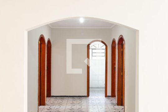 Corredor Casa 1 de casa à venda com 12 quartos, 804m² em Vila Santa Catarina, São Paulo