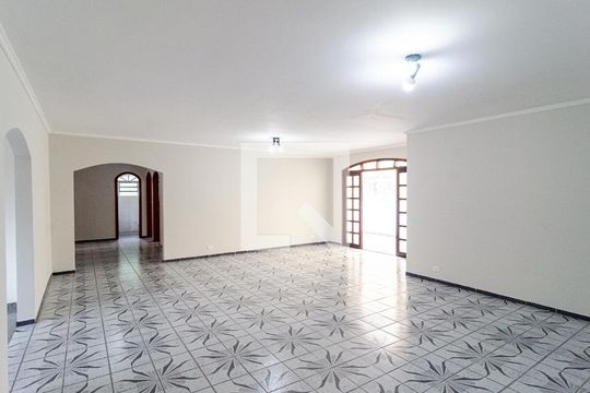 Casa à venda com 12 quartos, 804m² em Vila Santa Catarina, São Paulo