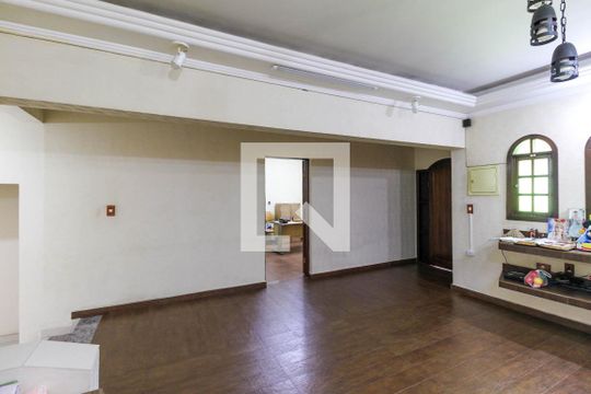 Sala de casa à venda com 2 quartos, 1000m² em Vila Santa Clara, São Paulo