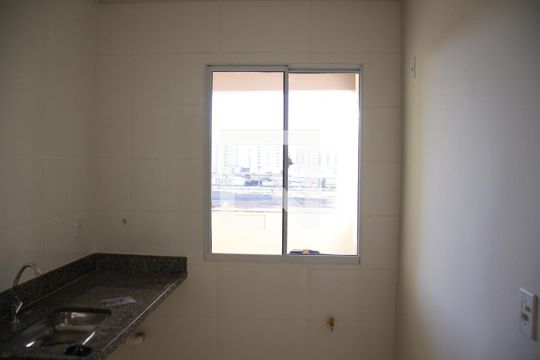 Cozinha de apartamento para alugar com 3 quartos, 54m² em Panorama, Uberlândia