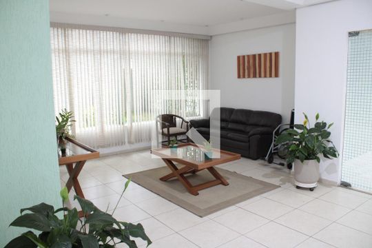 Hall de entrada de apartamento à venda com 3 quartos, 74m² em Vila Alpina, São Paulo