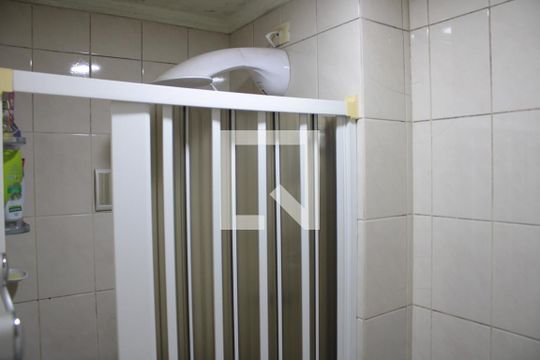 Banheiro da Suíte 2 de apartamento à venda com 3 quartos, 74m² em Vila Alpina, São Paulo