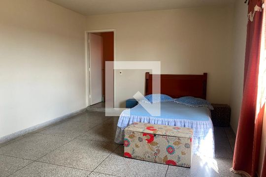 Suíte 1 de apartamento para alugar com 2 quartos, 130m² em Viaru, Sorocaba