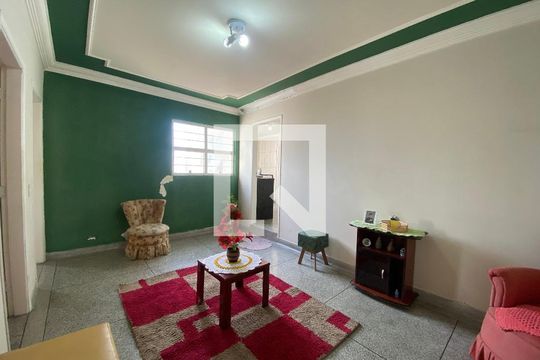 Apartamento para alugar com 2 quartos, 130m² em Viaru, Sorocaba