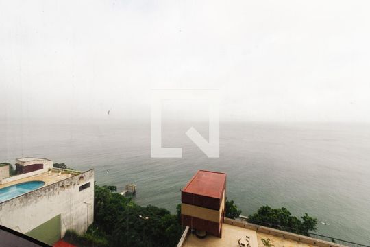 Vista do Quarto de apartamento para alugar com 1 quarto, 34m² em Vitória, Salvador